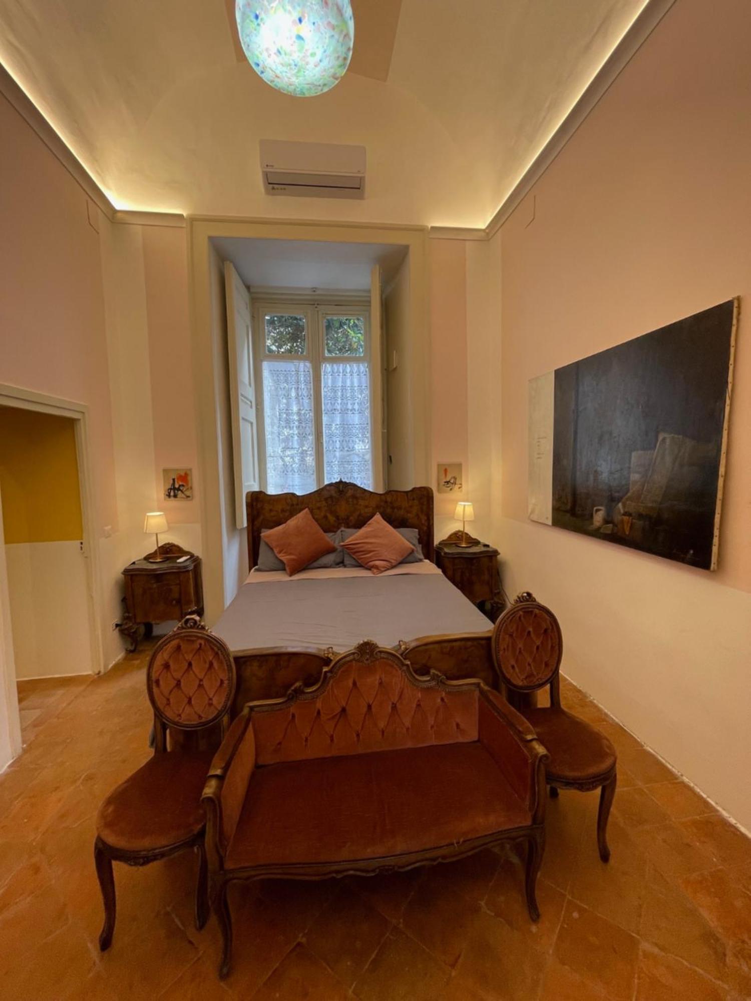 Casa vacanze The Royal Gallery Loft In Xvi Century Palace - City Historical Center - Downtown Napoli
