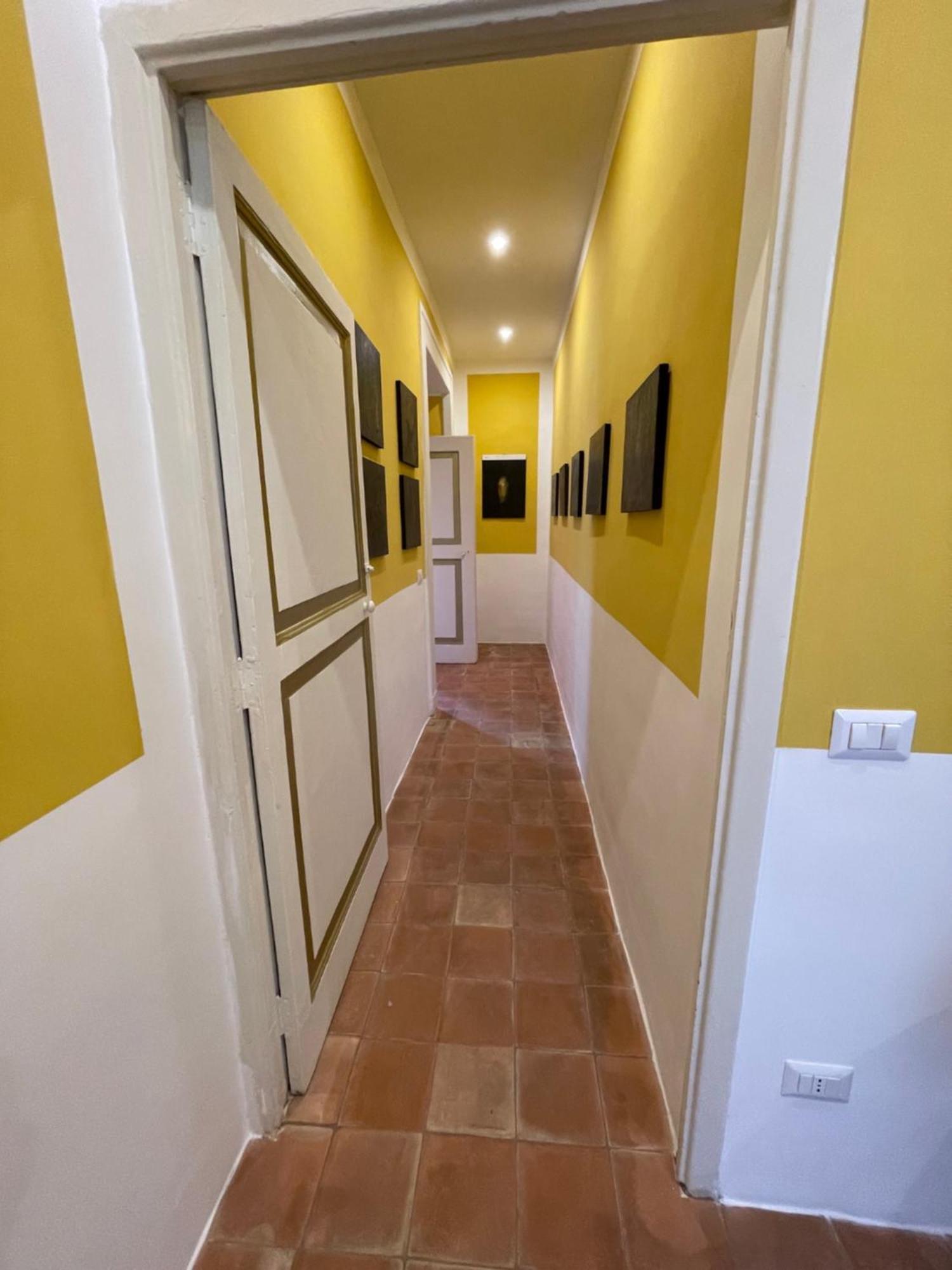 The Royal Gallery Loft In Xvi Century Palace - City Historical Center - Downtown Casa vacanze